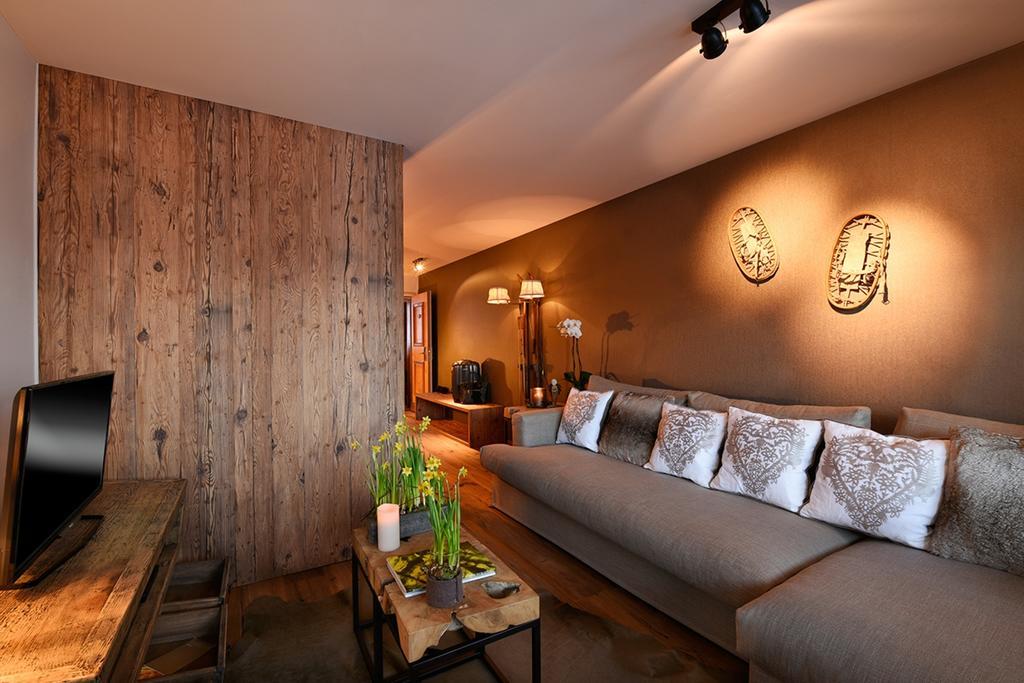 La Val Hotel & Spa Breil/Brigels Bagian luar foto